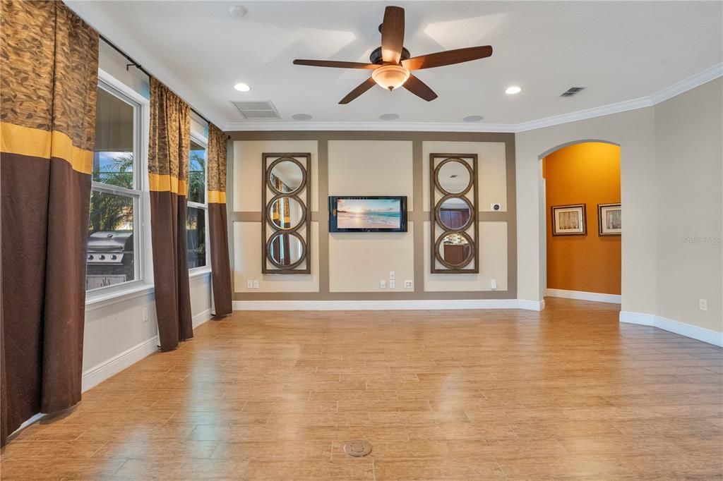 待售: $1,128,750 (7 贝兹, 5 浴室, 5097 平方英尺)