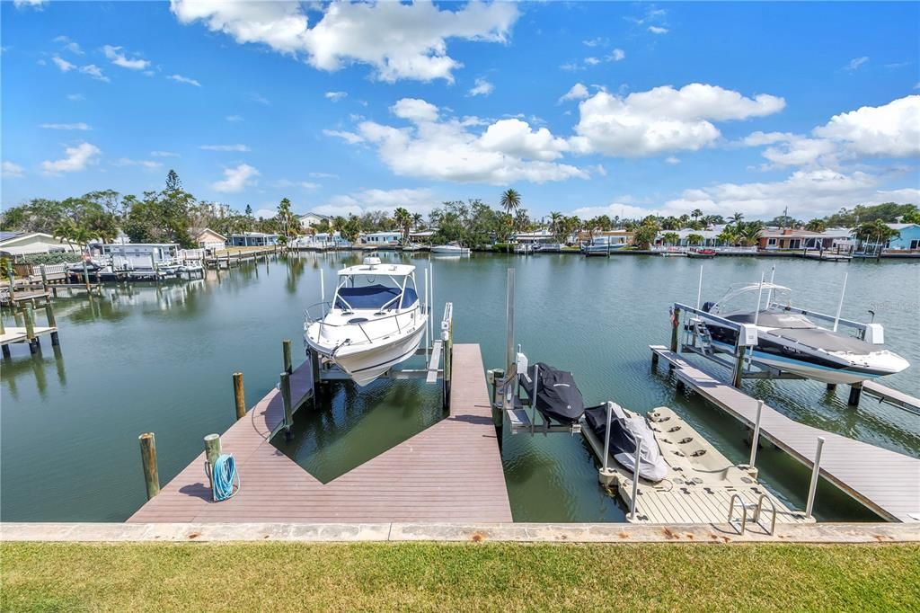For Sale: $995,000 (3 beds, 2 baths, 1812 Square Feet)