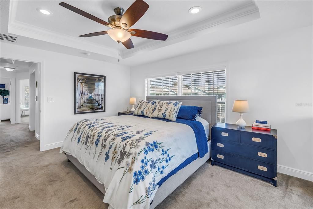 For Sale: $995,000 (3 beds, 2 baths, 1812 Square Feet)