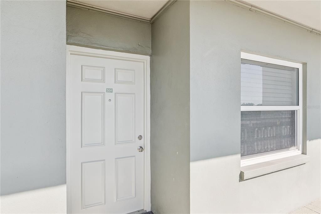 待售: $239,900 (2 贝兹, 1 浴室, 1085 平方英尺)