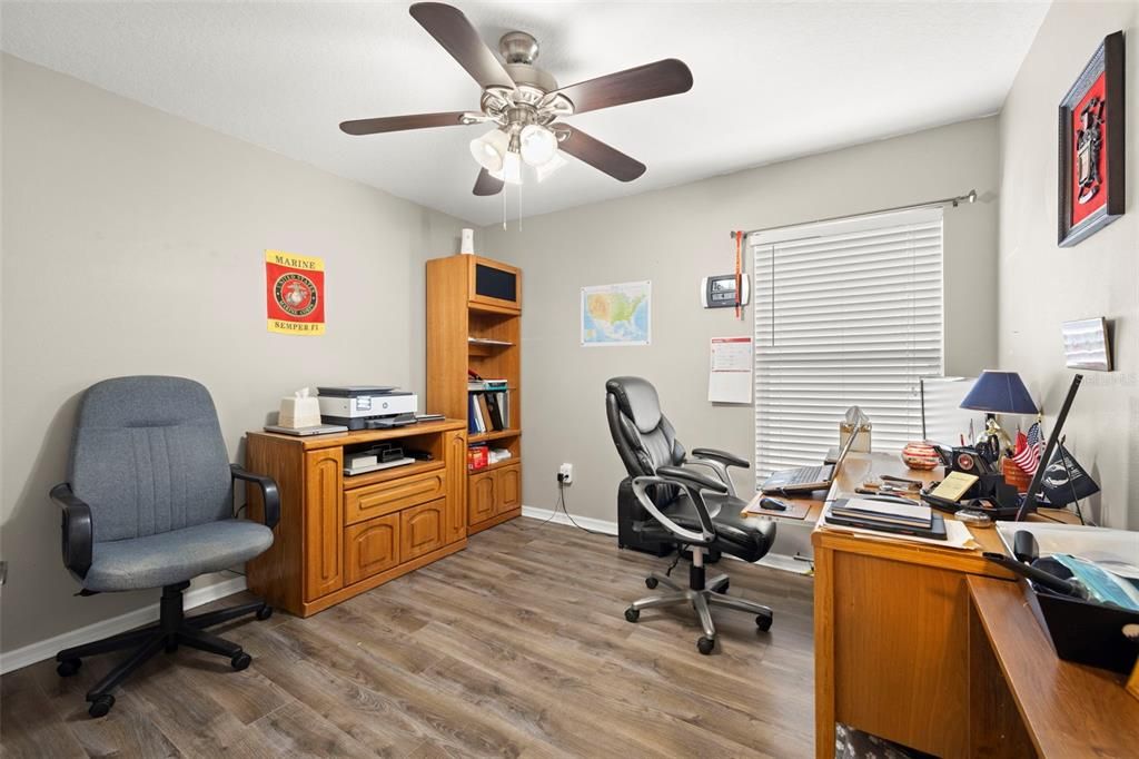 На продажу: $394,900 (3 спален, 2 ванн, 1650 Квадратных фут)