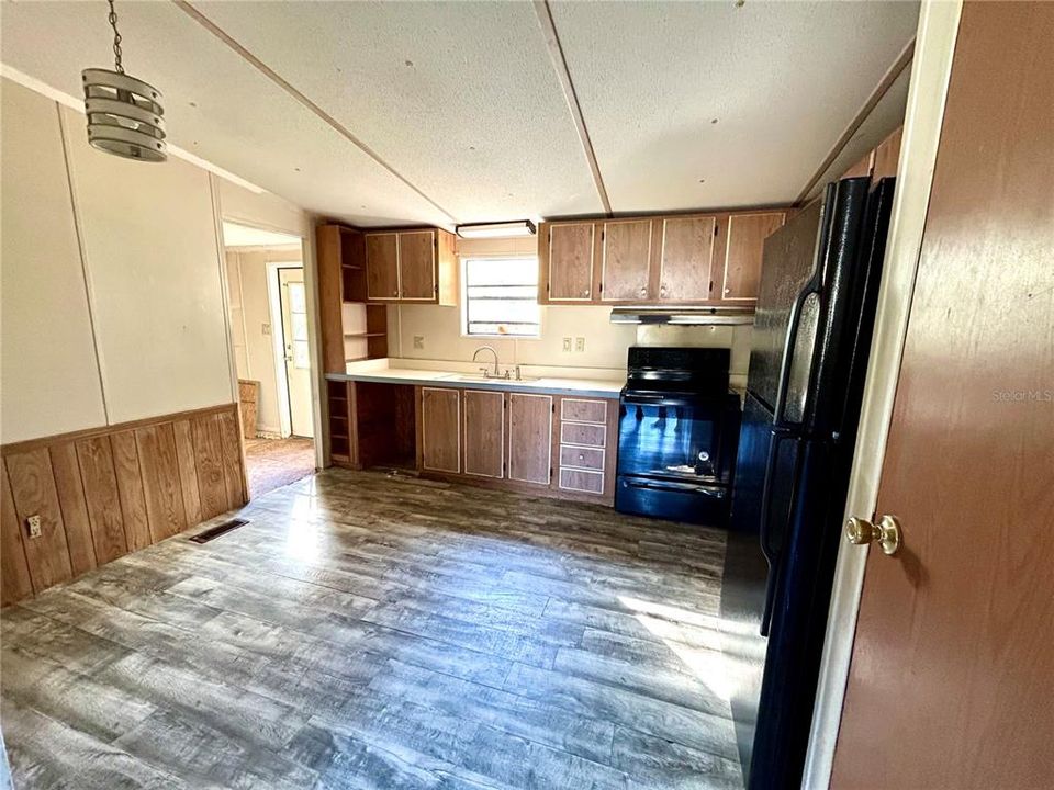 Activo con contrato: $199,000 (3 camas, 2 baños, 960 Pies cuadrados)