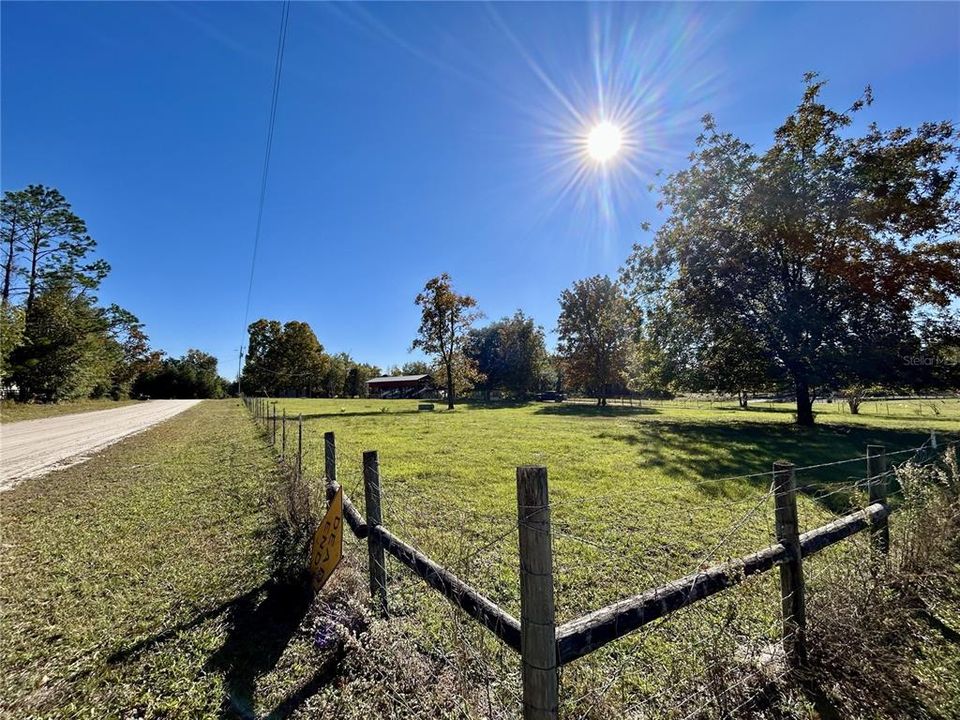 Activo con contrato: $199,000 (3 camas, 2 baños, 960 Pies cuadrados)