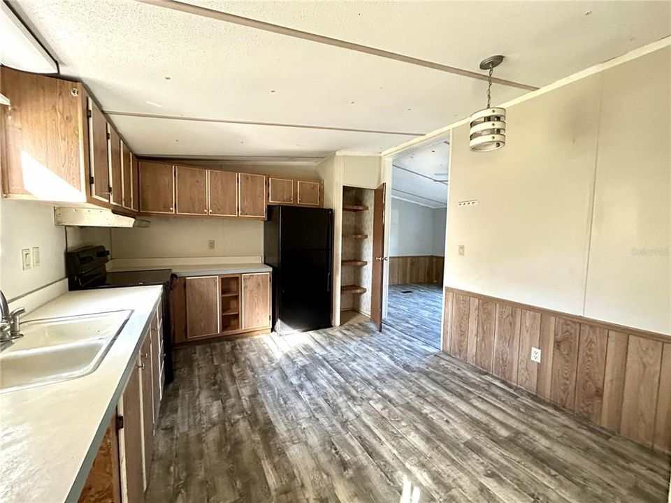 Activo con contrato: $199,000 (3 camas, 2 baños, 960 Pies cuadrados)