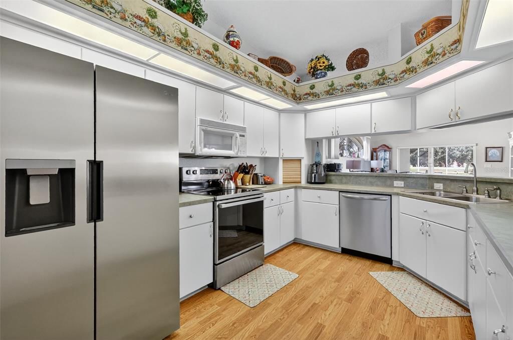 待售: $315,000 (3 贝兹, 2 浴室, 1588 平方英尺)