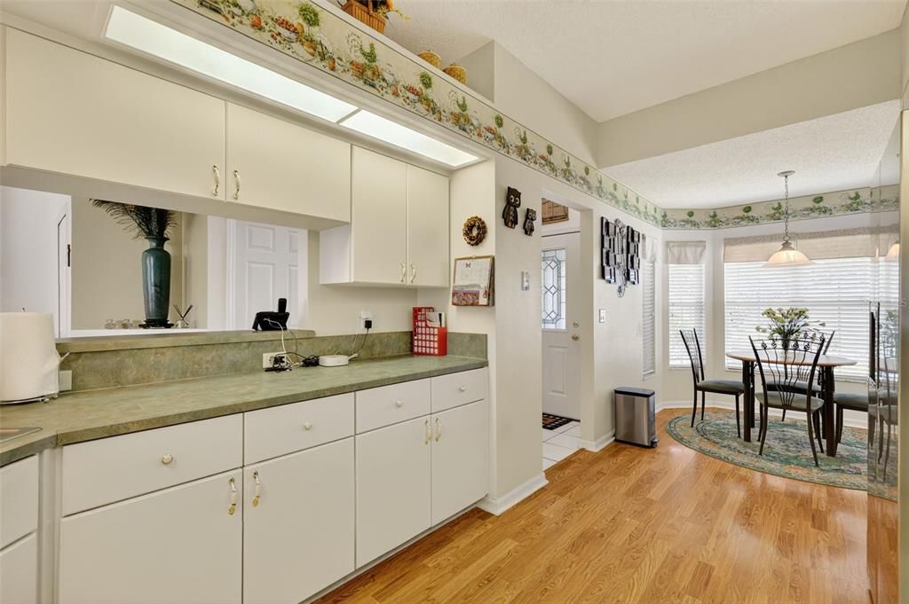 待售: $315,000 (3 贝兹, 2 浴室, 1588 平方英尺)