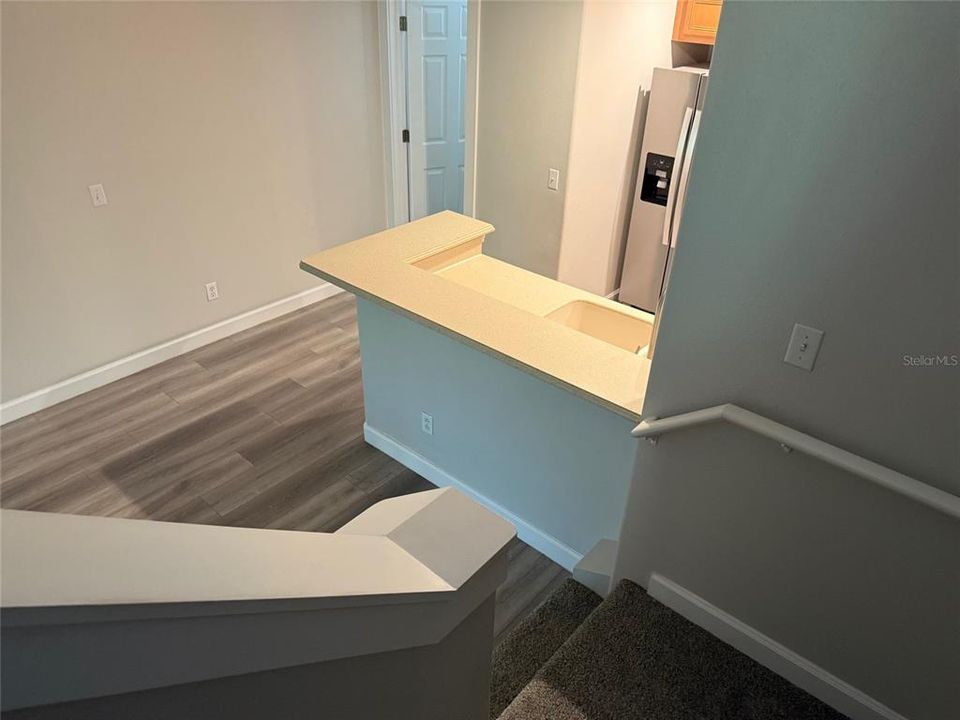 For Rent: $2,425 (2 beds, 2 baths, 1064 Square Feet)