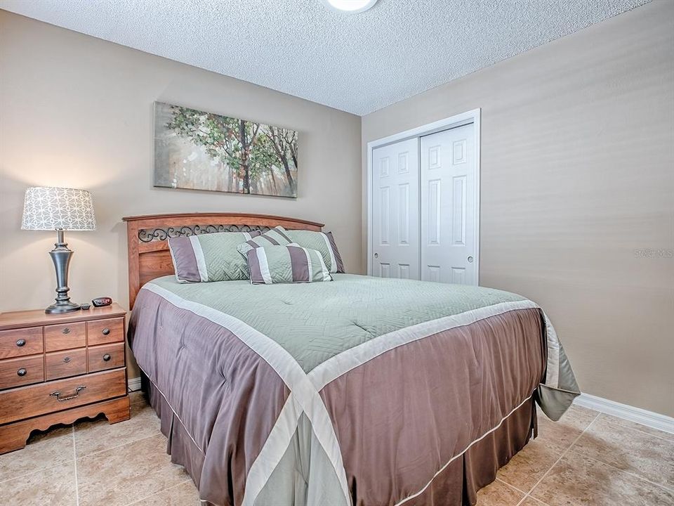 Activo con contrato: $284,900 (2 camas, 2 baños, 1129 Pies cuadrados)