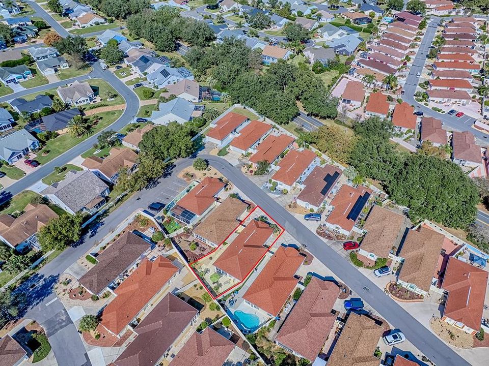 Activo con contrato: $284,900 (2 camas, 2 baños, 1129 Pies cuadrados)