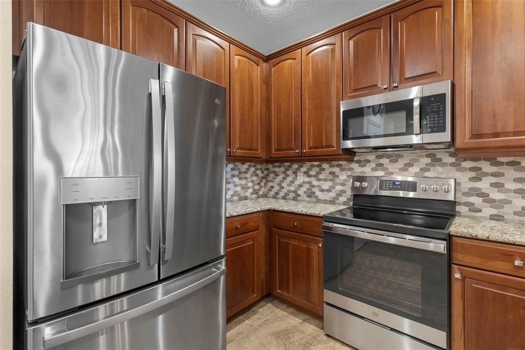 На продажу: $419,000 (3 спален, 2 ванн, 1575 Квадратных фут)