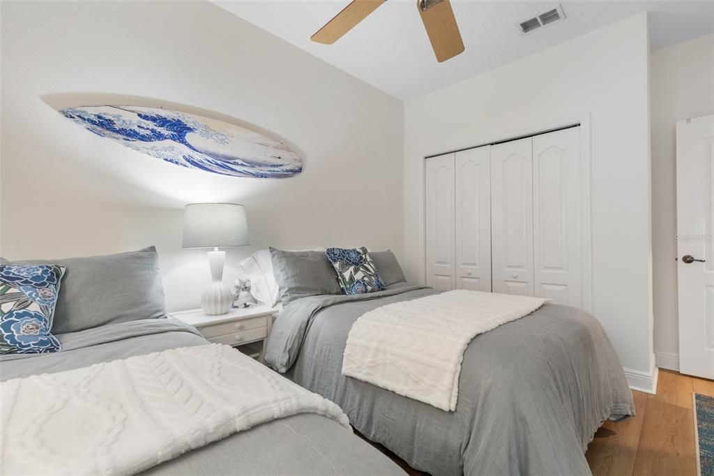 На продажу: $419,000 (3 спален, 2 ванн, 1575 Квадратных фут)