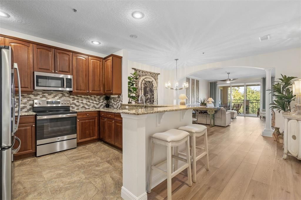 На продажу: $419,000 (3 спален, 2 ванн, 1575 Квадратных фут)