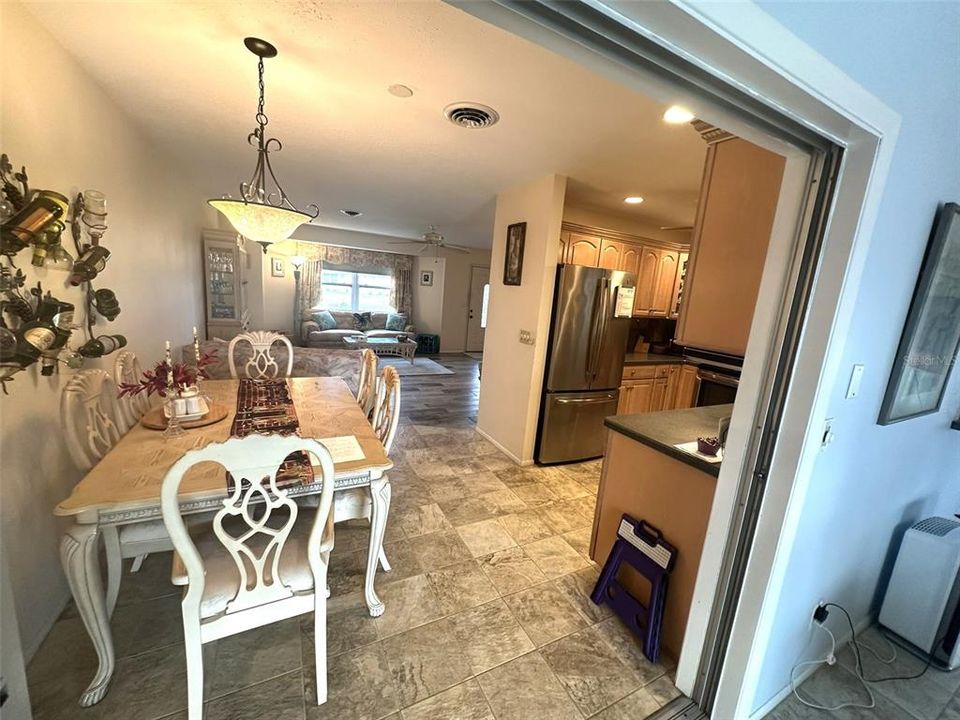 En Venta: $320,000 (2 camas, 2 baños, 1493 Pies cuadrados)