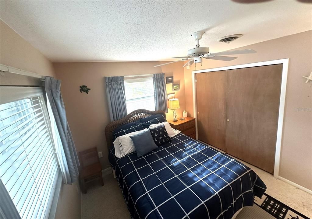 En Venta: $320,000 (2 camas, 2 baños, 1493 Pies cuadrados)