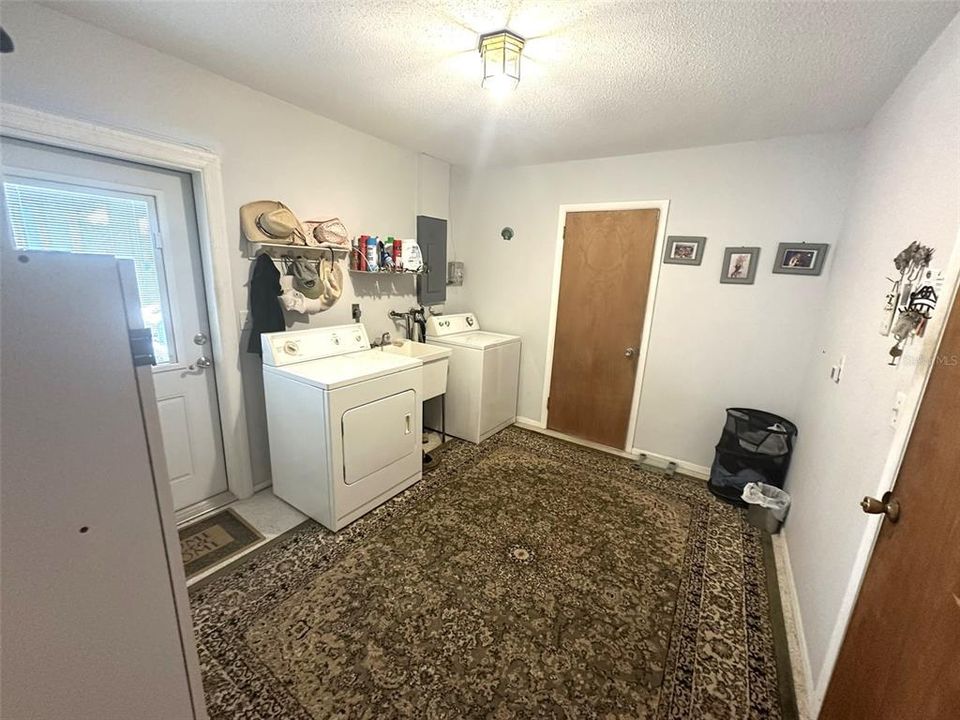 En Venta: $320,000 (2 camas, 2 baños, 1493 Pies cuadrados)