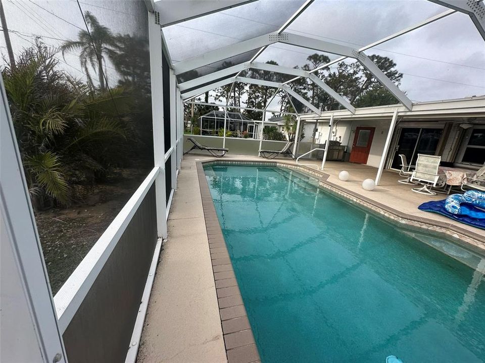 En Venta: $320,000 (2 camas, 2 baños, 1493 Pies cuadrados)