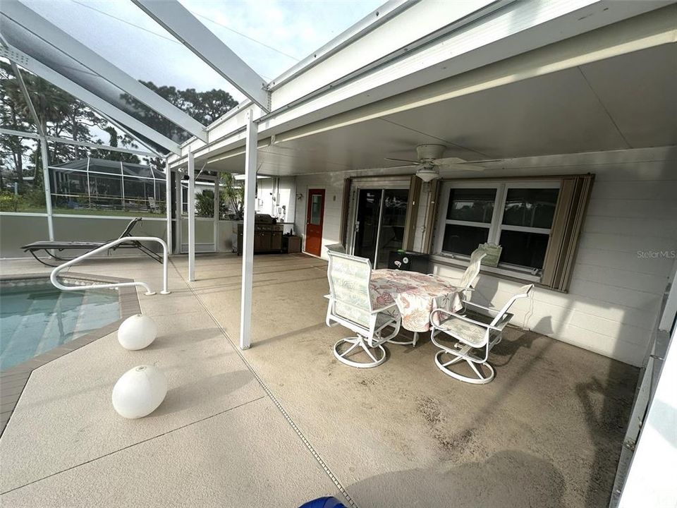 En Venta: $320,000 (2 camas, 2 baños, 1493 Pies cuadrados)