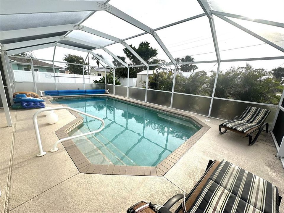 En Venta: $320,000 (2 camas, 2 baños, 1493 Pies cuadrados)