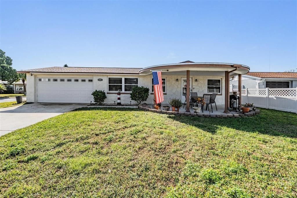 En Venta: $243,000 (2 camas, 2 baños, 1368 Pies cuadrados)