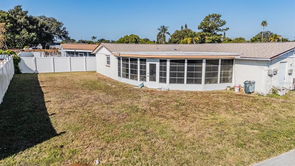 En Venta: $243,000 (2 camas, 2 baños, 1368 Pies cuadrados)