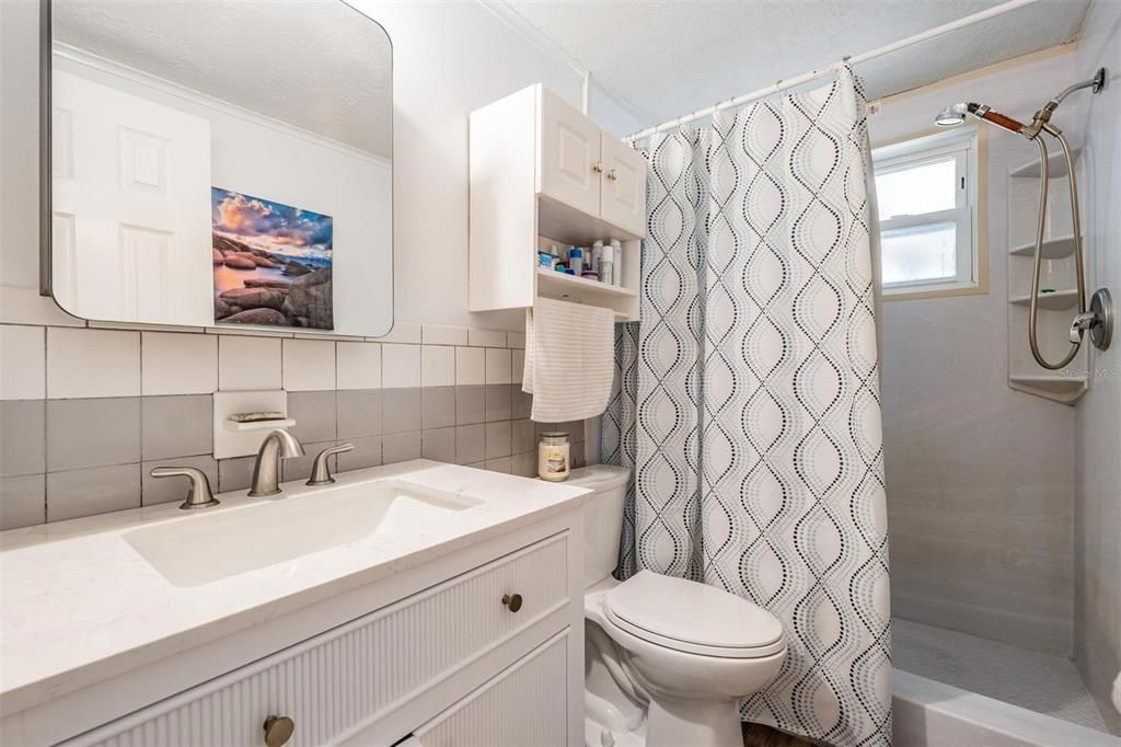 En Venta: $243,000 (2 camas, 2 baños, 1368 Pies cuadrados)