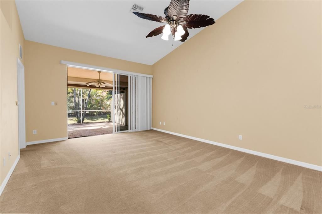 待售: $244,900 (2 贝兹, 2 浴室, 1451 平方英尺)