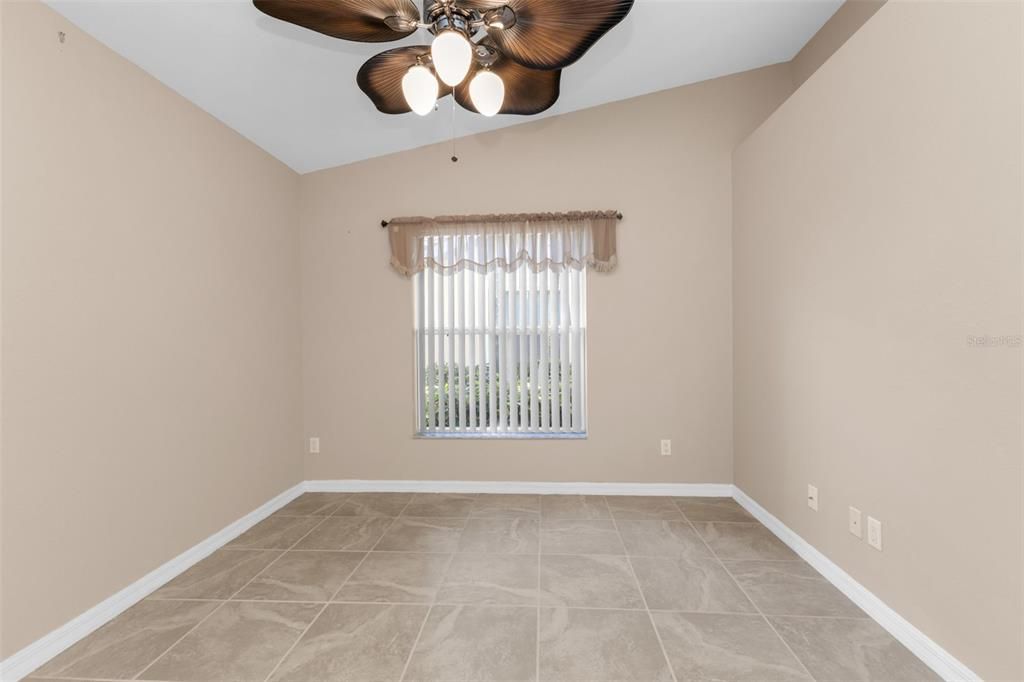 待售: $244,900 (2 贝兹, 2 浴室, 1451 平方英尺)