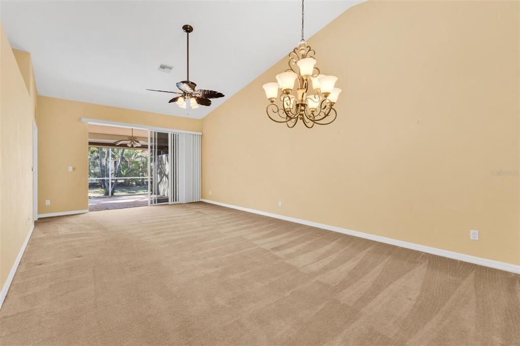 待售: $244,900 (2 贝兹, 2 浴室, 1451 平方英尺)