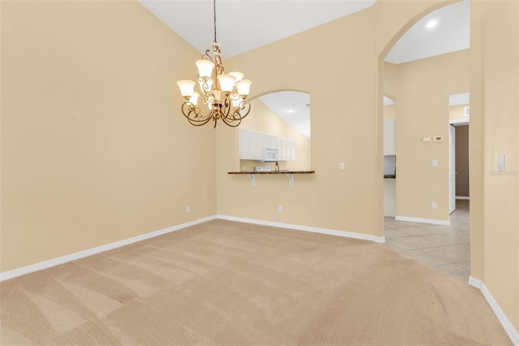 待售: $244,900 (2 贝兹, 2 浴室, 1451 平方英尺)