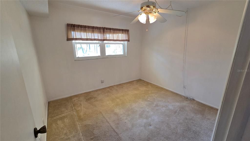 На продажу: $129,888 (2 спален, 1 ванн, 840 Квадратных фут)