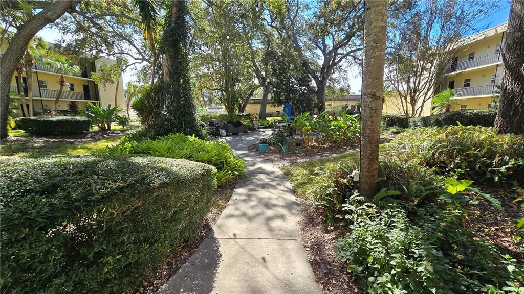 На продажу: $129,888 (2 спален, 1 ванн, 840 Квадратных фут)