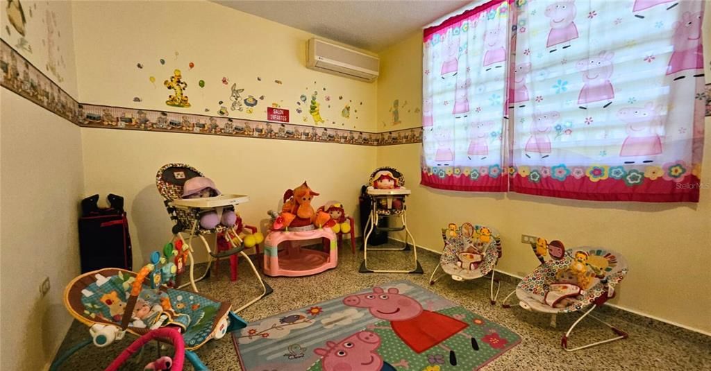 待售: $380,000 (0 贝兹, 0 浴室, 0 平方英尺)