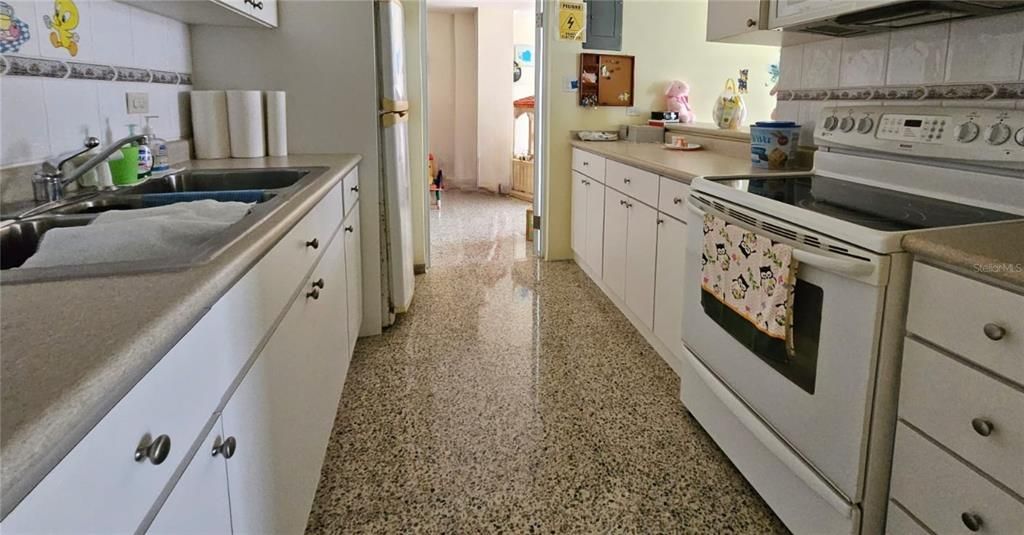 待售: $380,000 (0 贝兹, 0 浴室, 0 平方英尺)