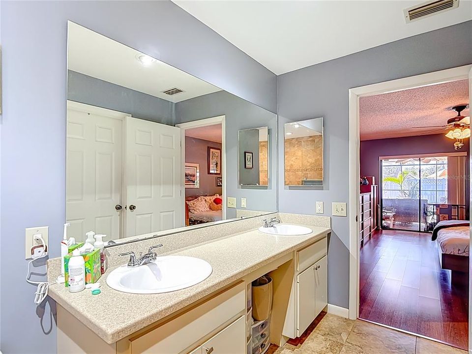 Active With Contract: $599,000 (4 beds, 3 baths, 2412 Square Feet)