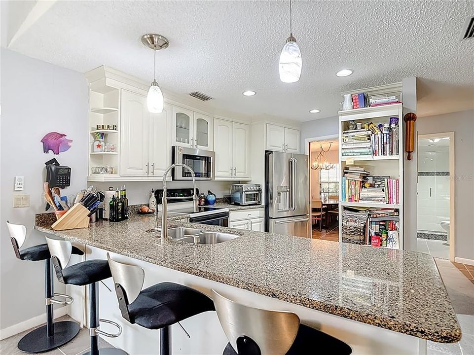 Active With Contract: $599,000 (4 beds, 3 baths, 2412 Square Feet)