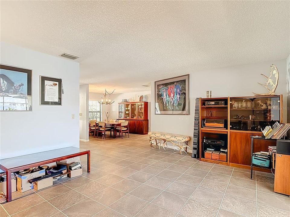 Active With Contract: $599,000 (4 beds, 3 baths, 2412 Square Feet)