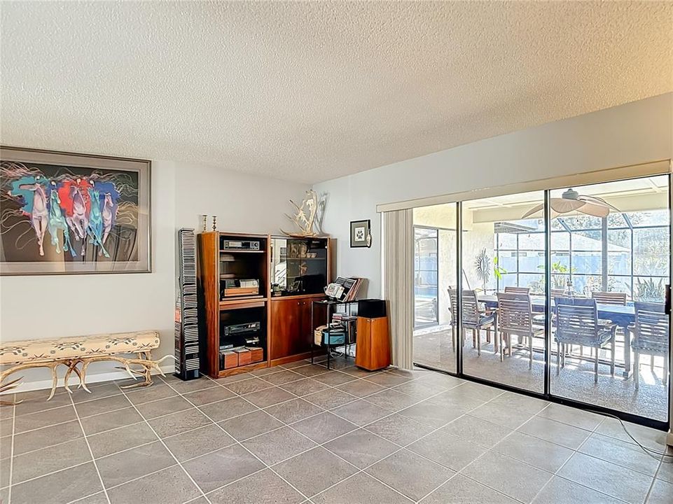 Active With Contract: $599,000 (4 beds, 3 baths, 2412 Square Feet)