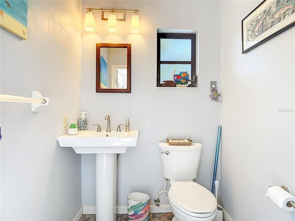 Active With Contract: $599,000 (4 beds, 3 baths, 2412 Square Feet)