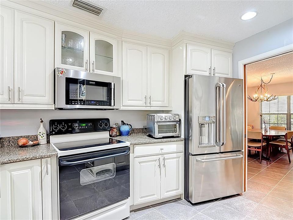 Active With Contract: $599,000 (4 beds, 3 baths, 2412 Square Feet)