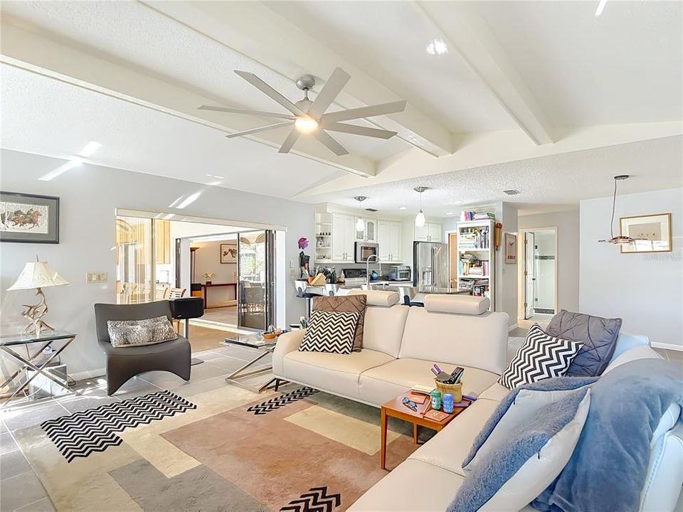 Active With Contract: $599,000 (4 beds, 3 baths, 2412 Square Feet)