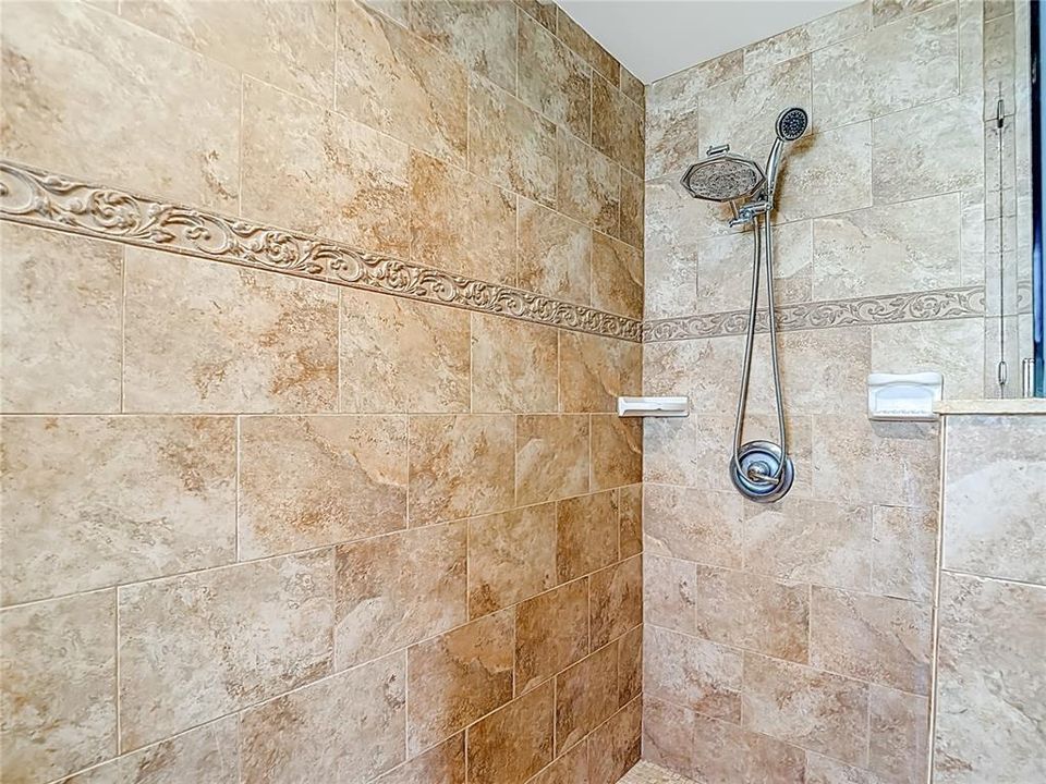 Active With Contract: $599,000 (4 beds, 3 baths, 2412 Square Feet)