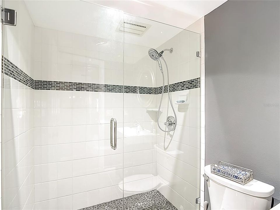 Active With Contract: $599,000 (4 beds, 3 baths, 2412 Square Feet)