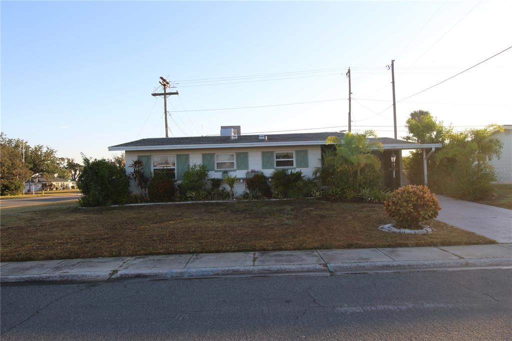 For Rent: $1,850 (2 beds, 2 baths, 1266 Square Feet)