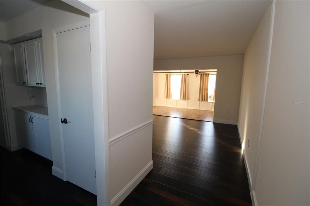 For Rent: $1,850 (2 beds, 2 baths, 1266 Square Feet)