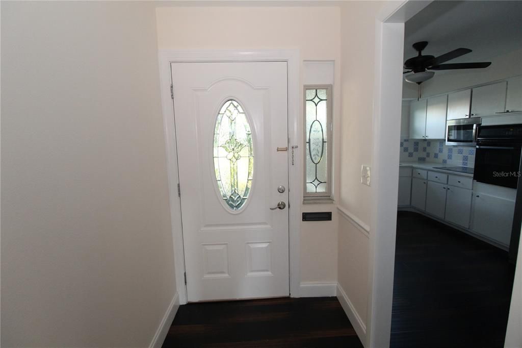 For Rent: $1,850 (2 beds, 2 baths, 1266 Square Feet)