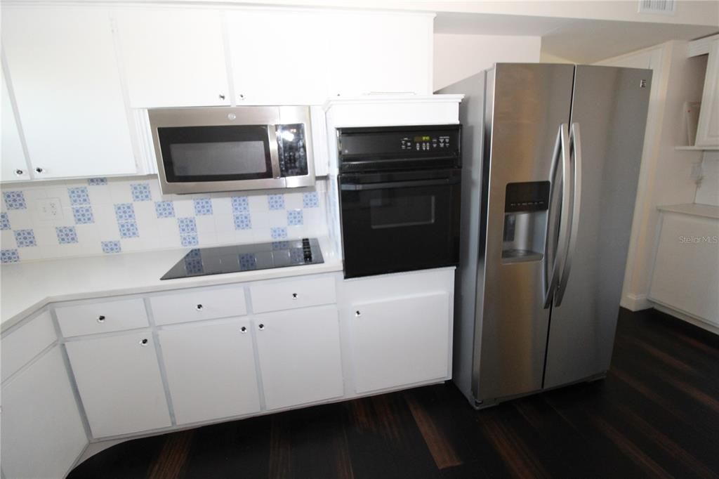 For Rent: $1,850 (2 beds, 2 baths, 1266 Square Feet)