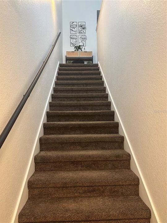 For Rent: $1,800 (1 beds, 1 baths, 752 Square Feet)