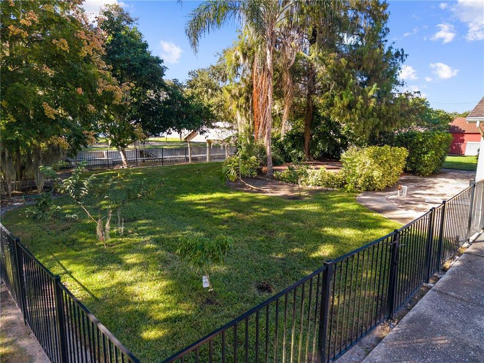 待售: $799,900 (4 贝兹, 2 浴室, 2380 平方英尺)