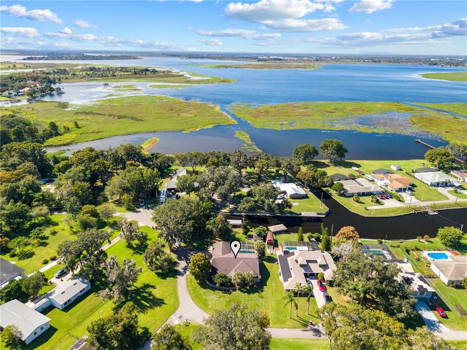 待售: $799,900 (4 贝兹, 2 浴室, 2380 平方英尺)