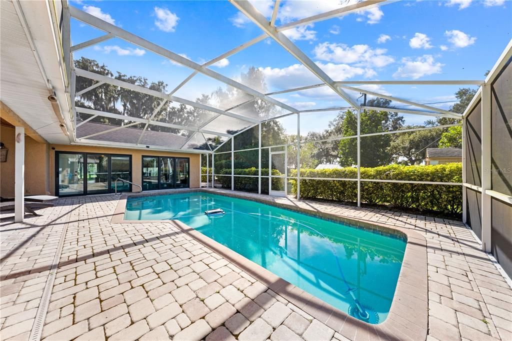 待售: $799,900 (4 贝兹, 2 浴室, 2380 平方英尺)